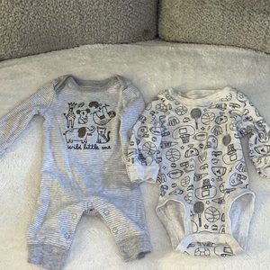 Longe sleeve onesies